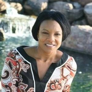 Meet your Posher, Traci